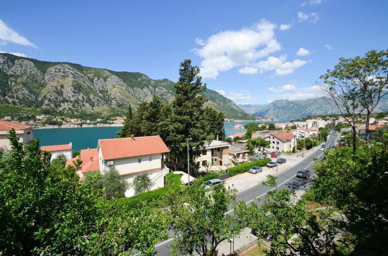 Bay View Apartments Kotor Exterior photo